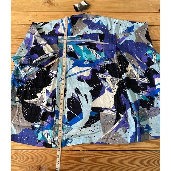 NWT Attitudes By Renee Button Front Shirt Size Large Women’s Blue Printed - Picture 5 of 7